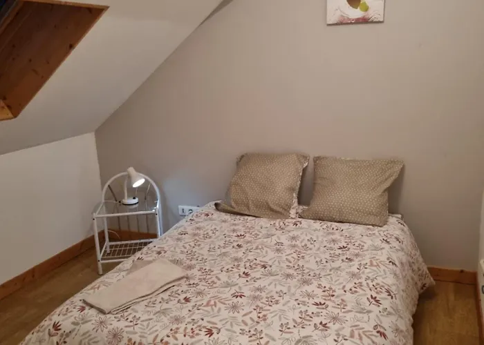 Tres Belle Maison Entre Lacs Et Montagnes